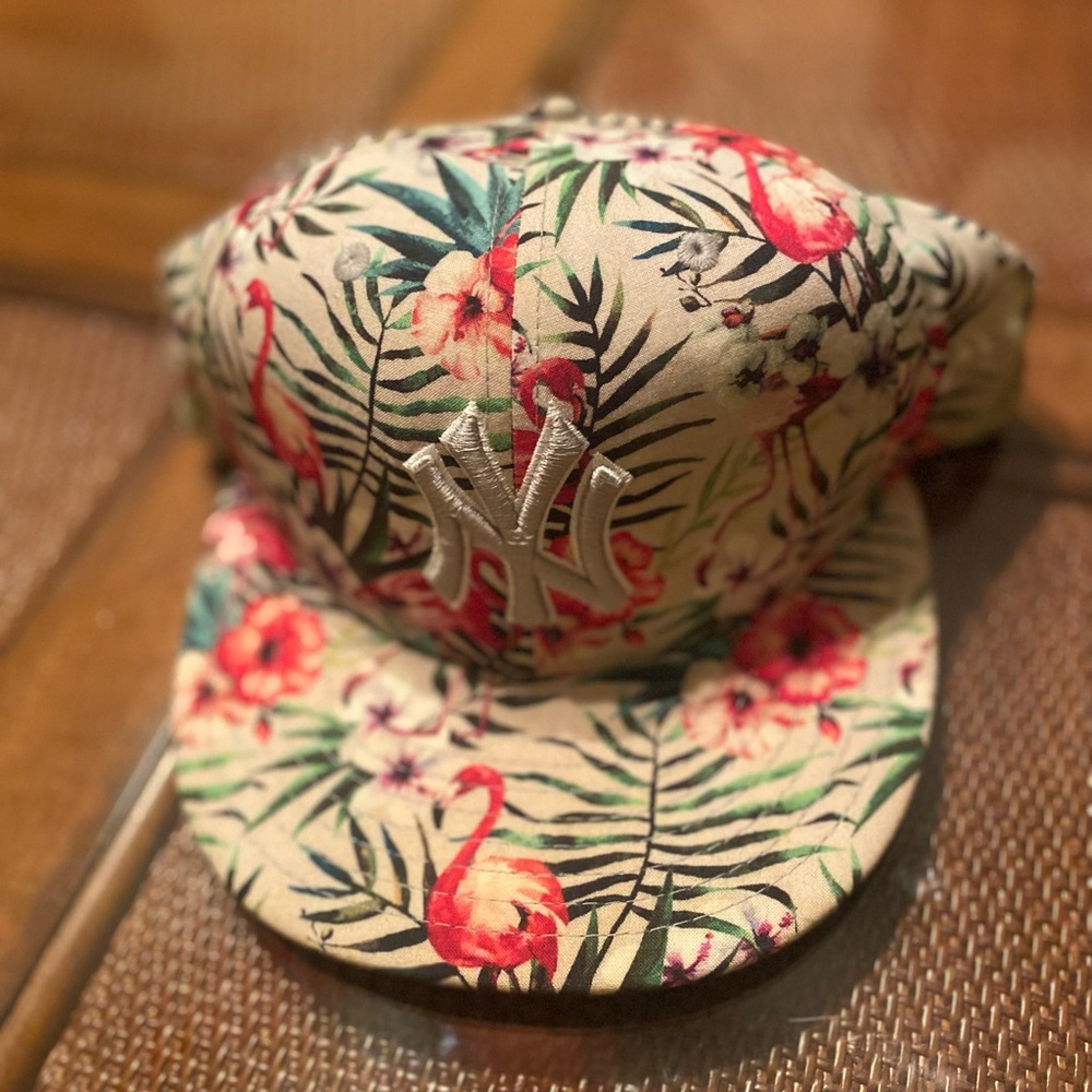 New Era 9fifty New York Yankees Hawaiian Floral Snapback Adult Baseball Cap Hat